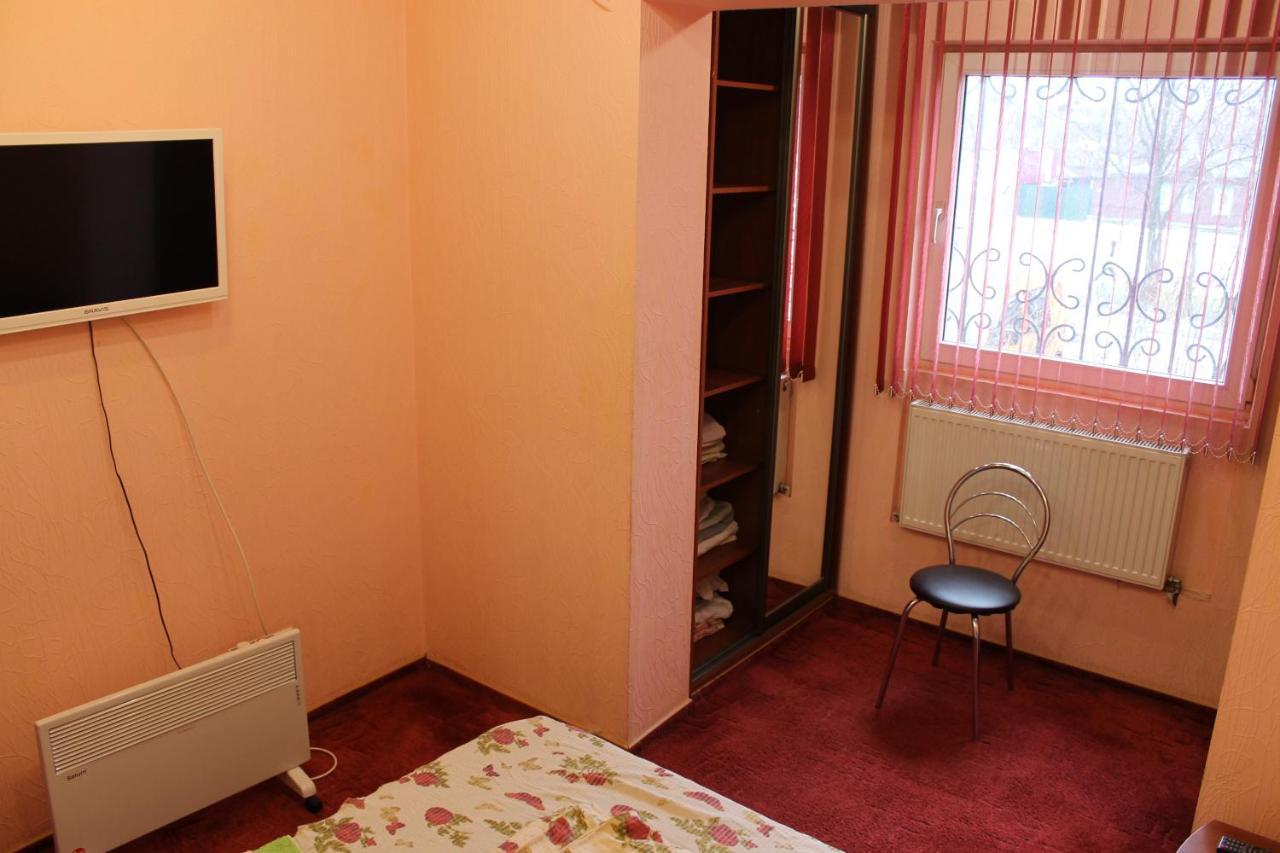 Studio apartment Cherníhiv Exterior foto