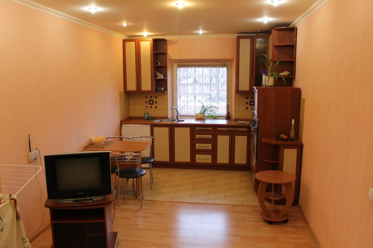 Studio apartment Cherníhiv Exterior foto